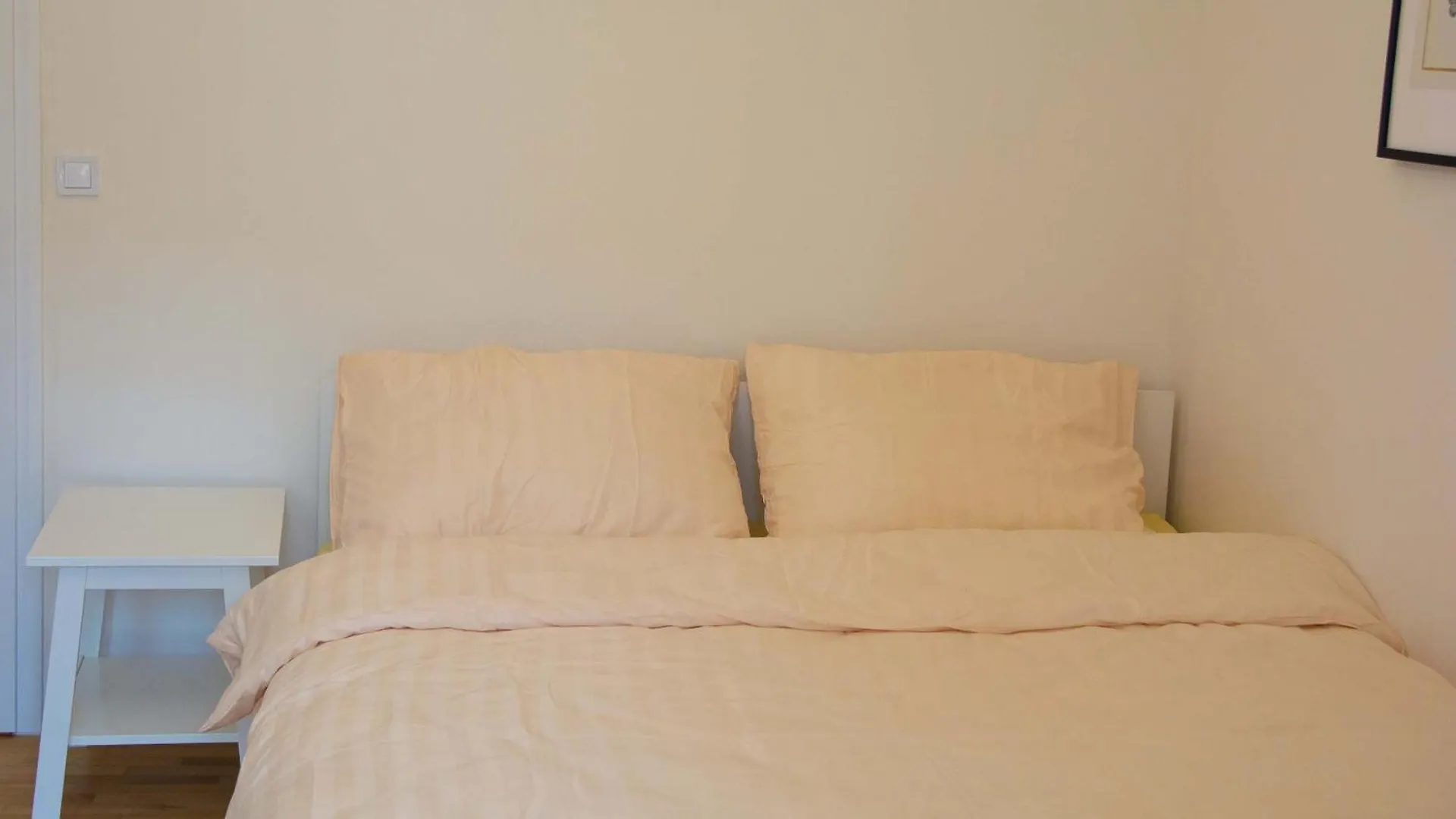 New City Centre Garden Apartment - Central Location Praag