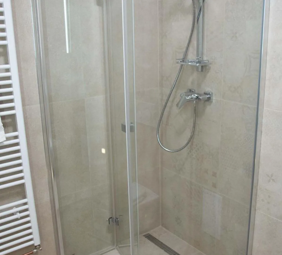 New City Centre Garden Apartment - Central Location Praag